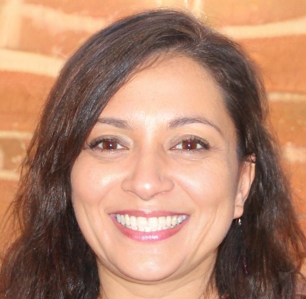 Retrato profesional de Esperanza Montero